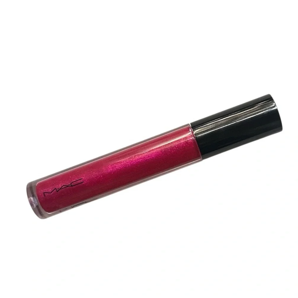 MAC Cosmetics lip colour